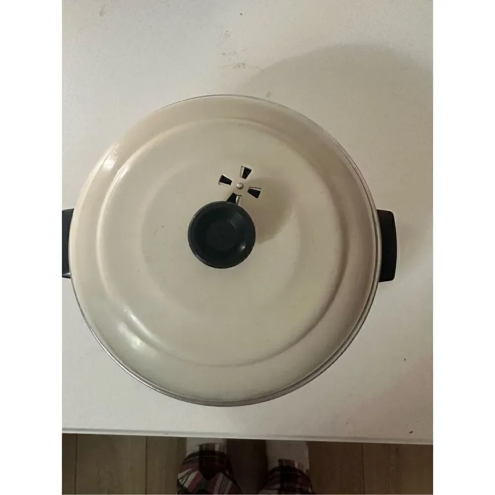 Vintage Mirror Beige Buns Bread Warmer Server